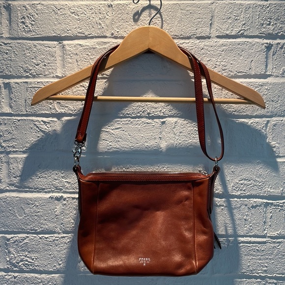 Fossil bag with adjustable strap. Brown leather. Excellent condition - Picture 5 of 5